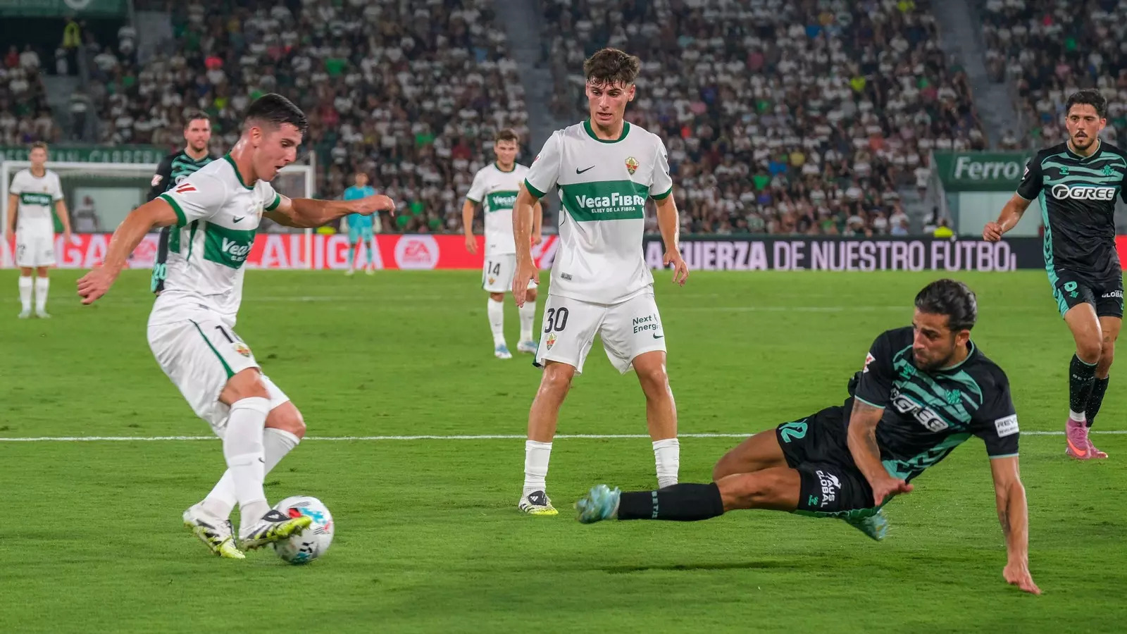 La Liqa: &quot;Elçe&quot; - &quot;Betis&quot; oyununda qalib müəyyənləşmədi